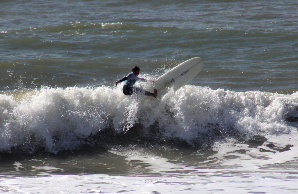 Anthony Biraud confirme sur son nouveau support... le Longboard !